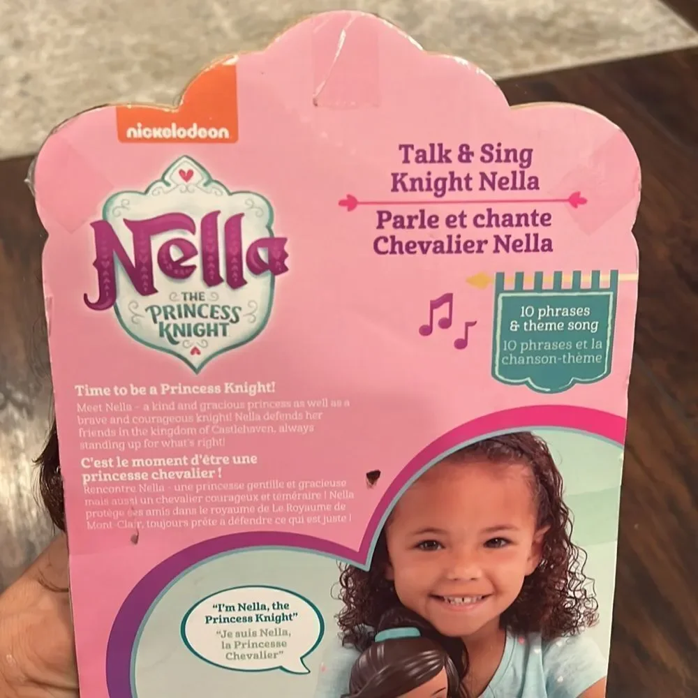 Talk and Sing Knight Nella the princess knight Doll Toy New In Box